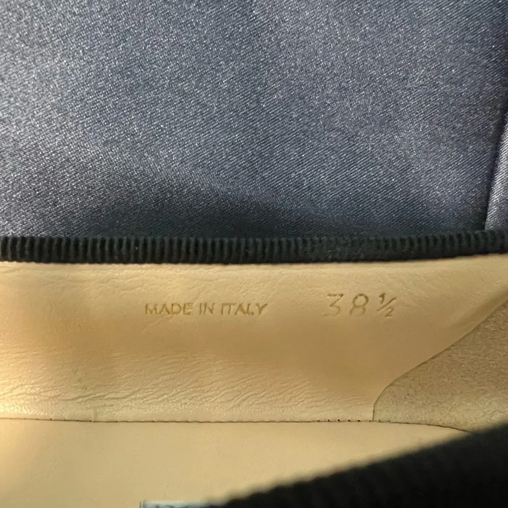 Prada Leather Ballet Flats🔥$375 NO VISIBLE SIGNS of damage,They are EVERYTHING! - Picture 8 of 16
